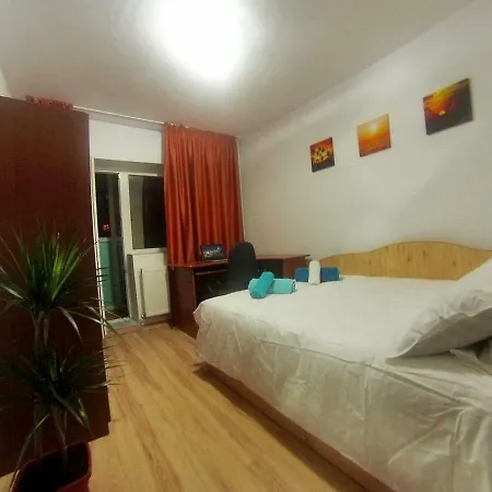 Large 6 People Appartement